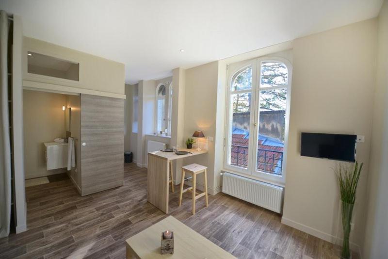 Appartment Les Suites Du Parc Besançon Kamer foto